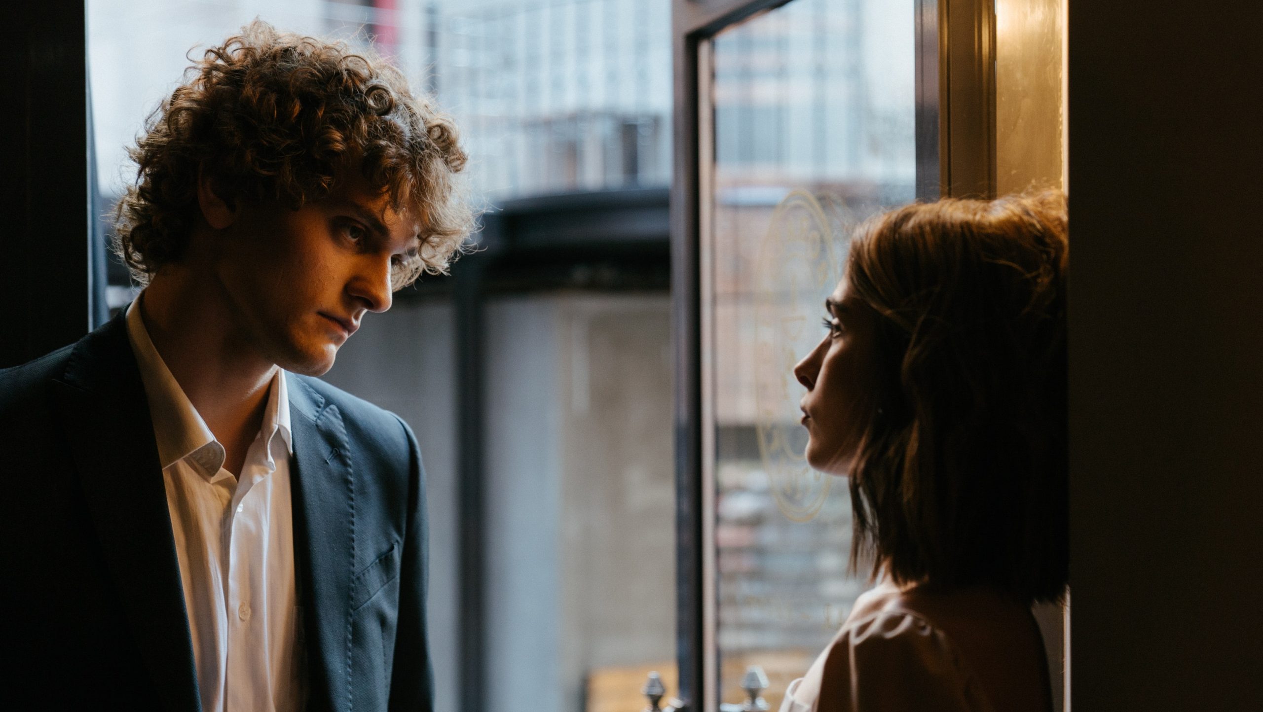 Research: Sexual Opening Lines are a Major Change-Off